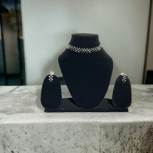 Regal Embrace Necklace
