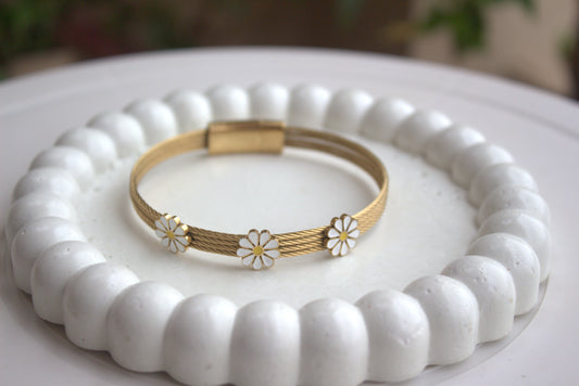 Floral Anti-Tarnish Bracelet
